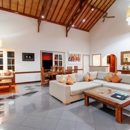 Villa Kawan Sanur Exterior foto